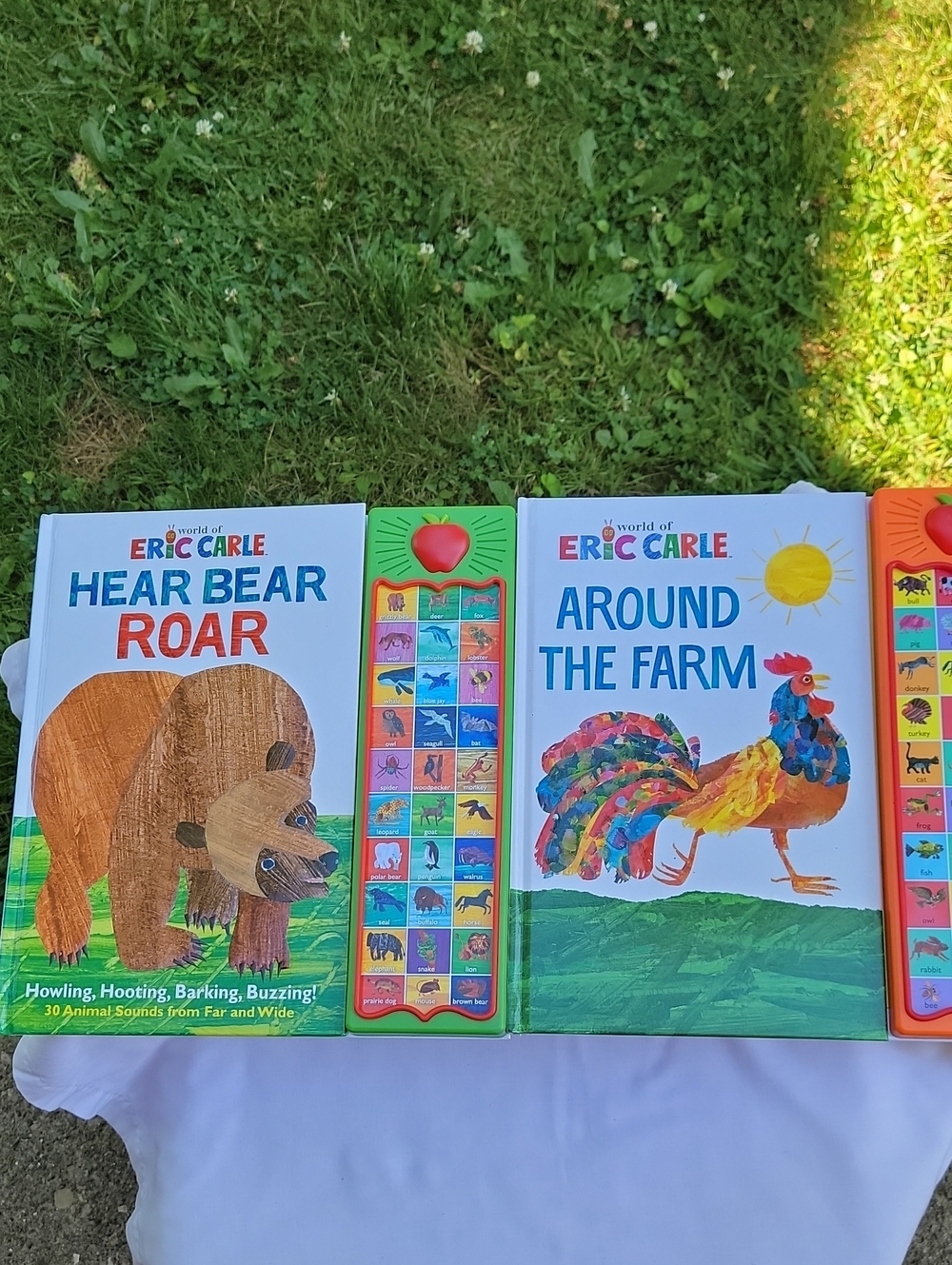 World of Eric Carle Around the Farm & Hear Bear Sound Books - White